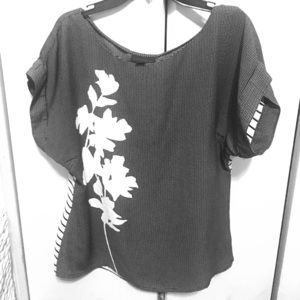 4 for $20 Worthington Blouse